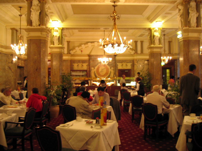 Russell Hotel