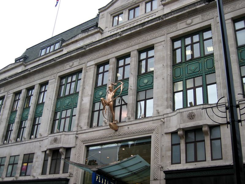 Statue