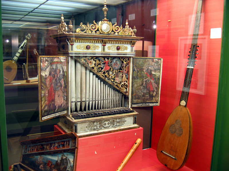 Victoria & Albert